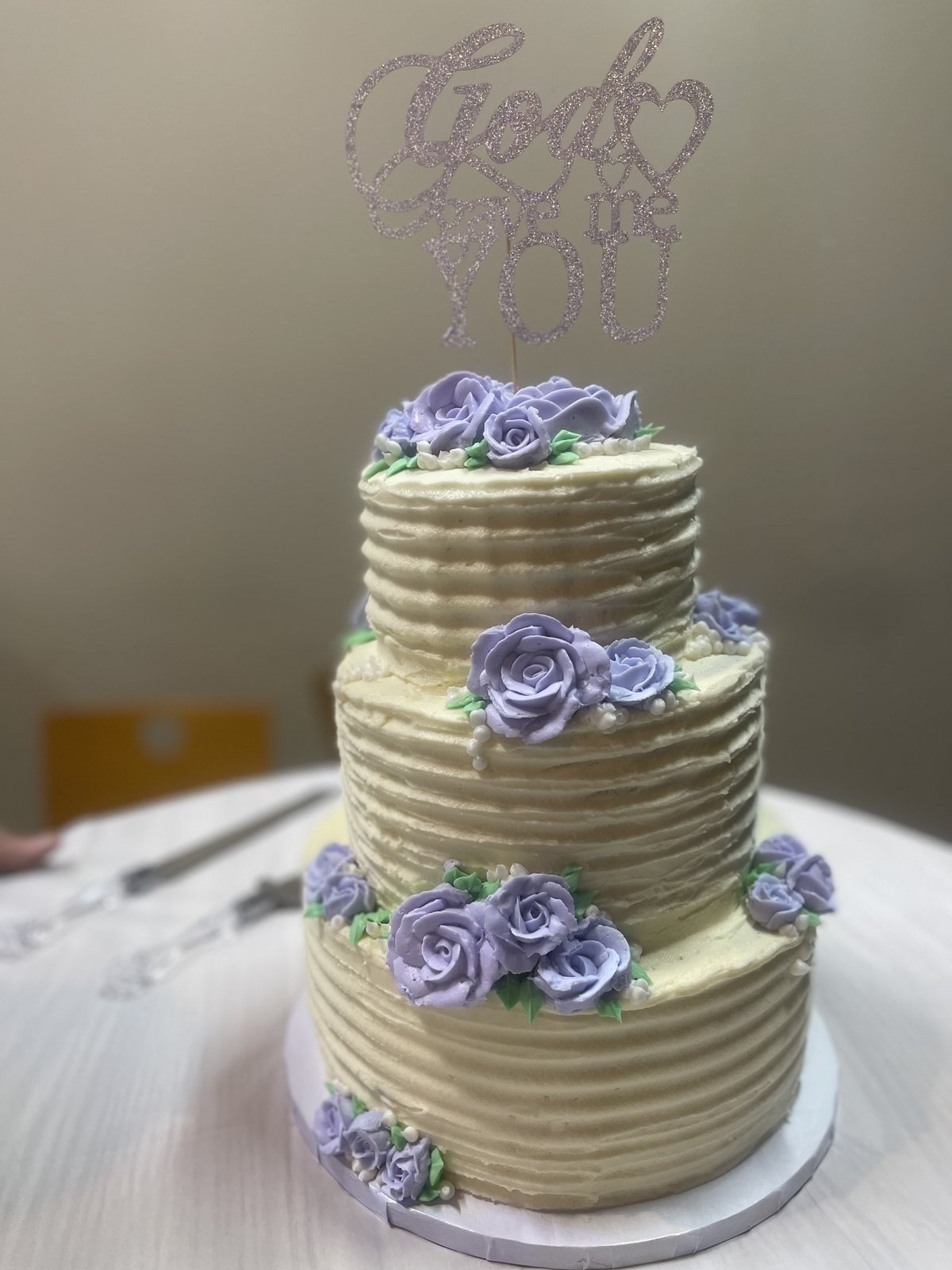 Naked wedding cake