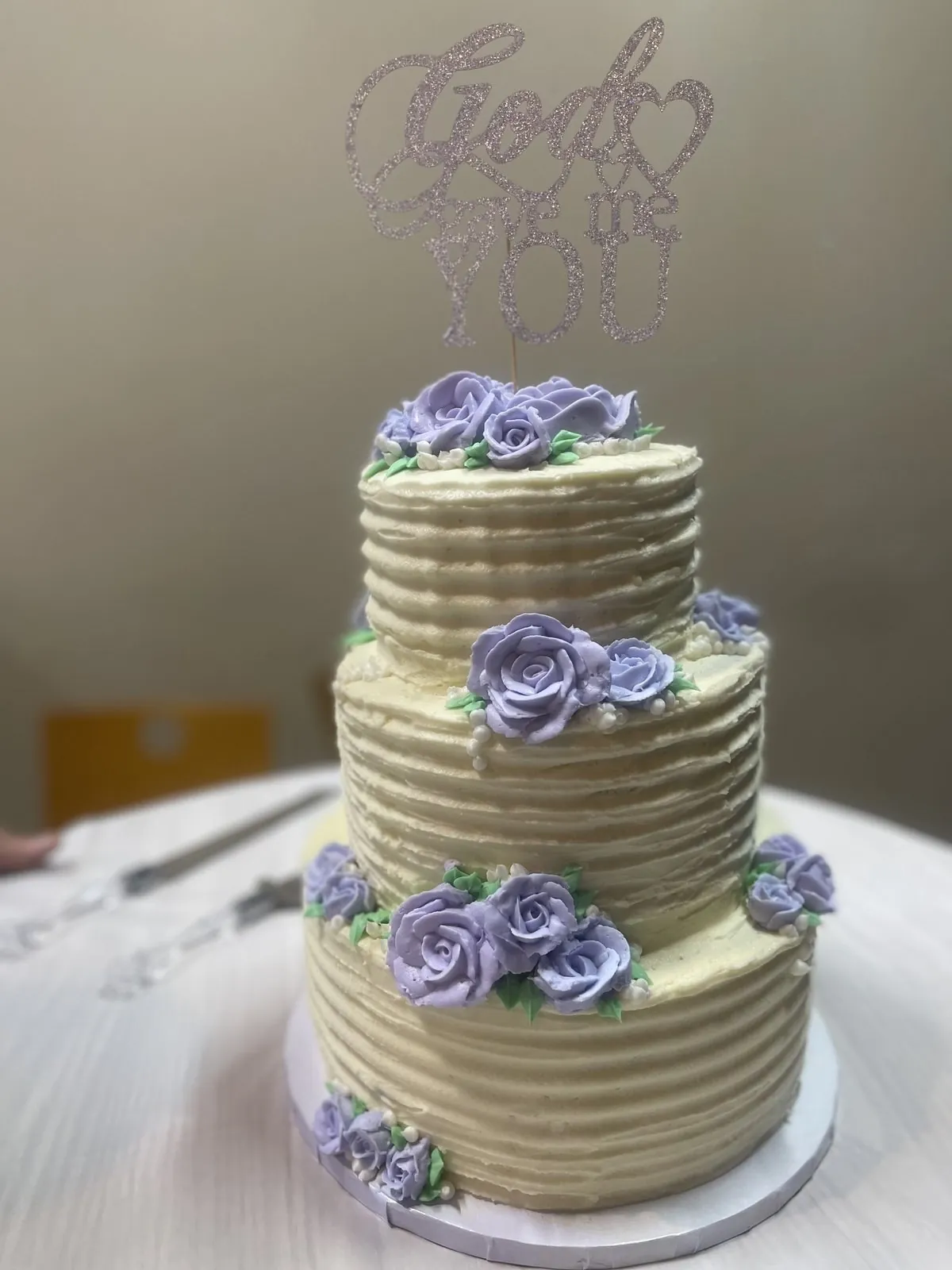 Naked wedding cake