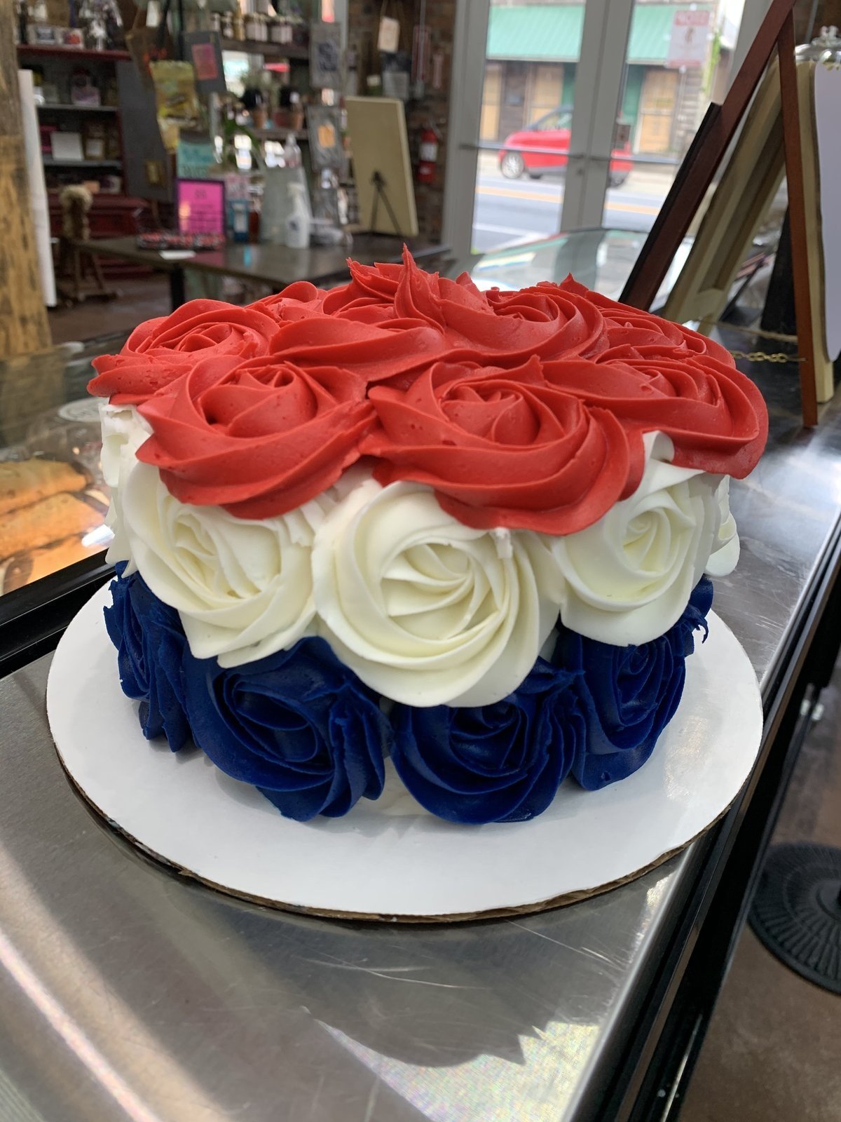 Anniversary flowers cake