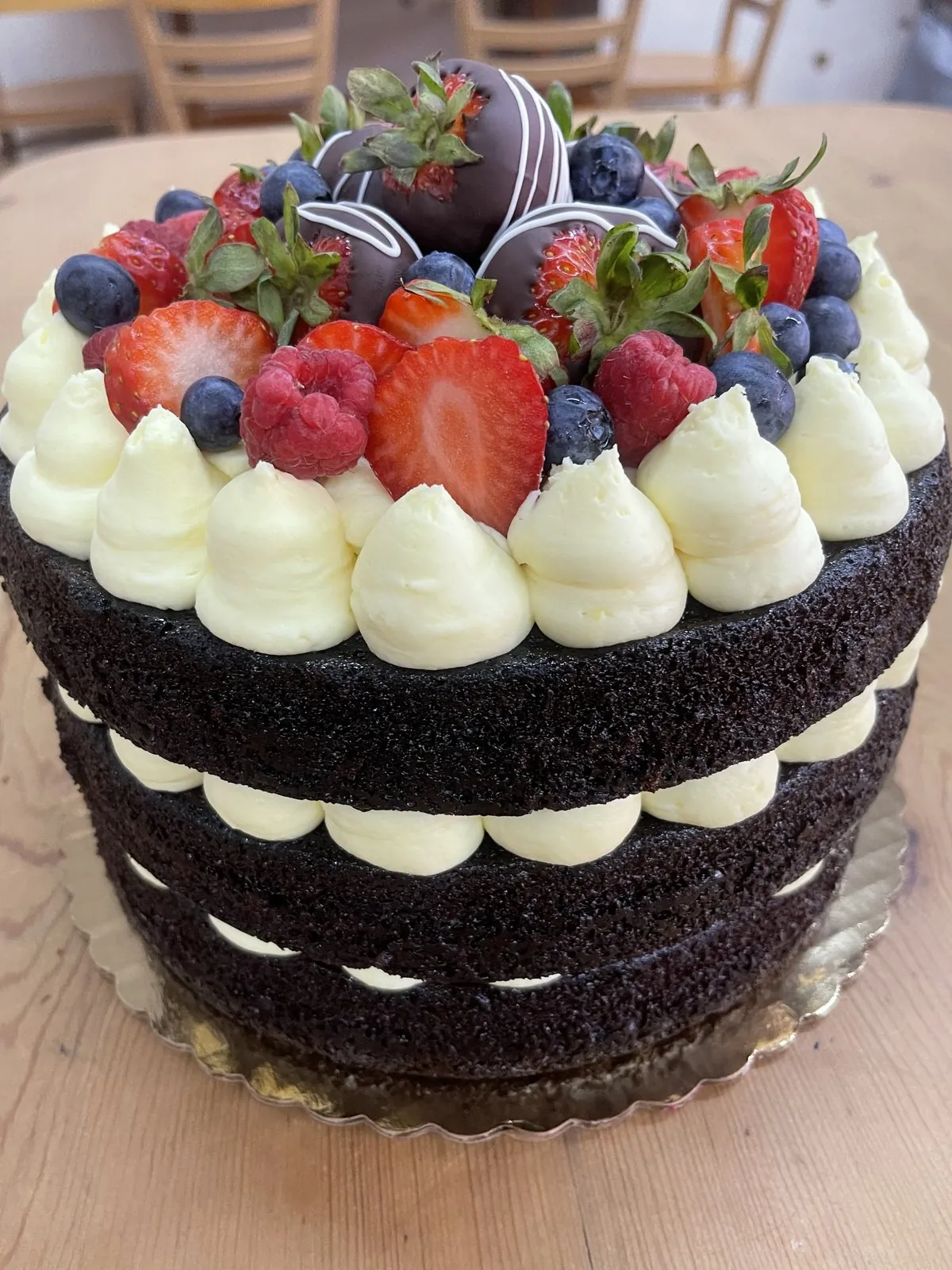 Custom cake by BeBop's